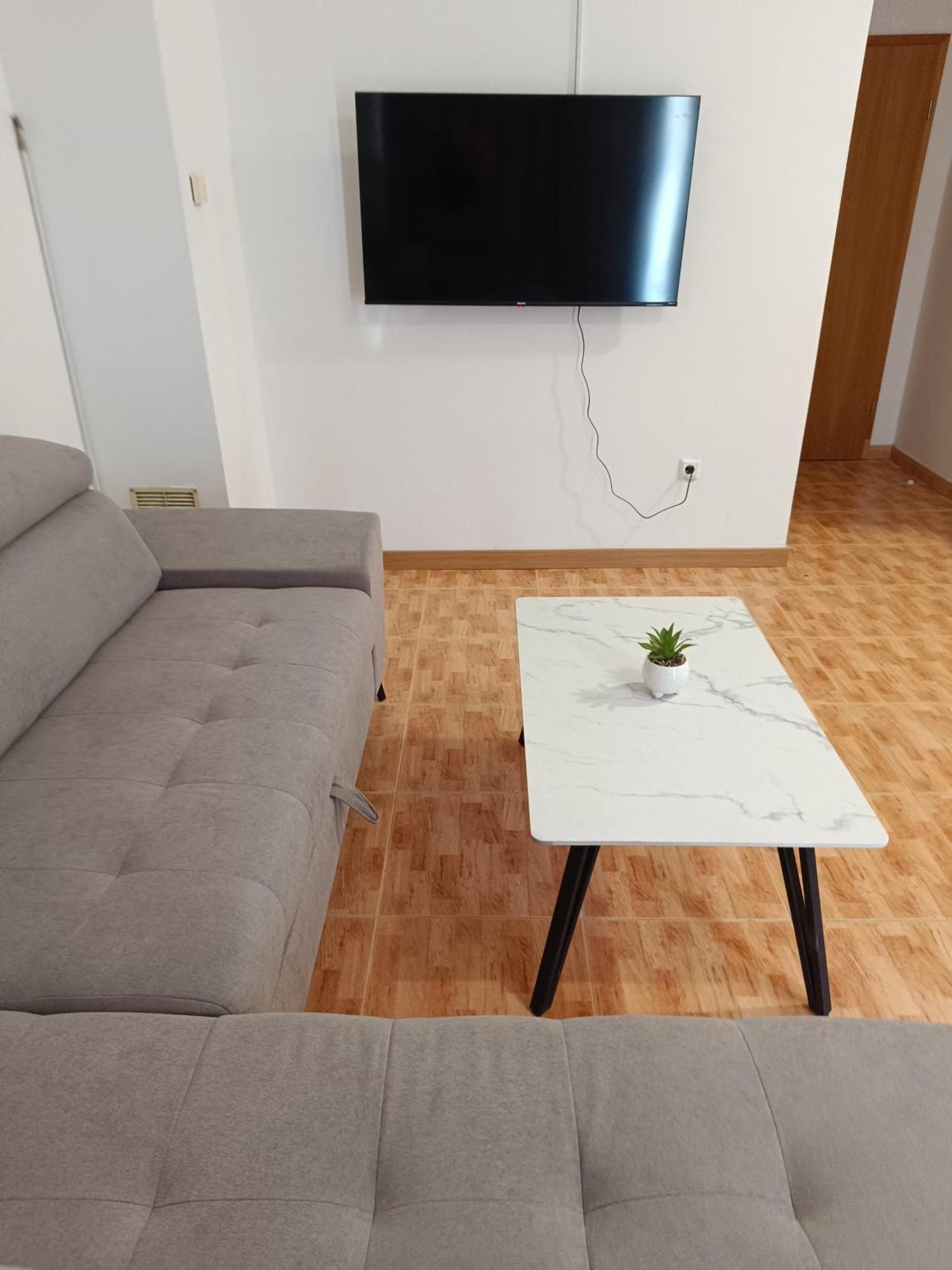 Apartmani "Radi" Baška Voda Exterior foto