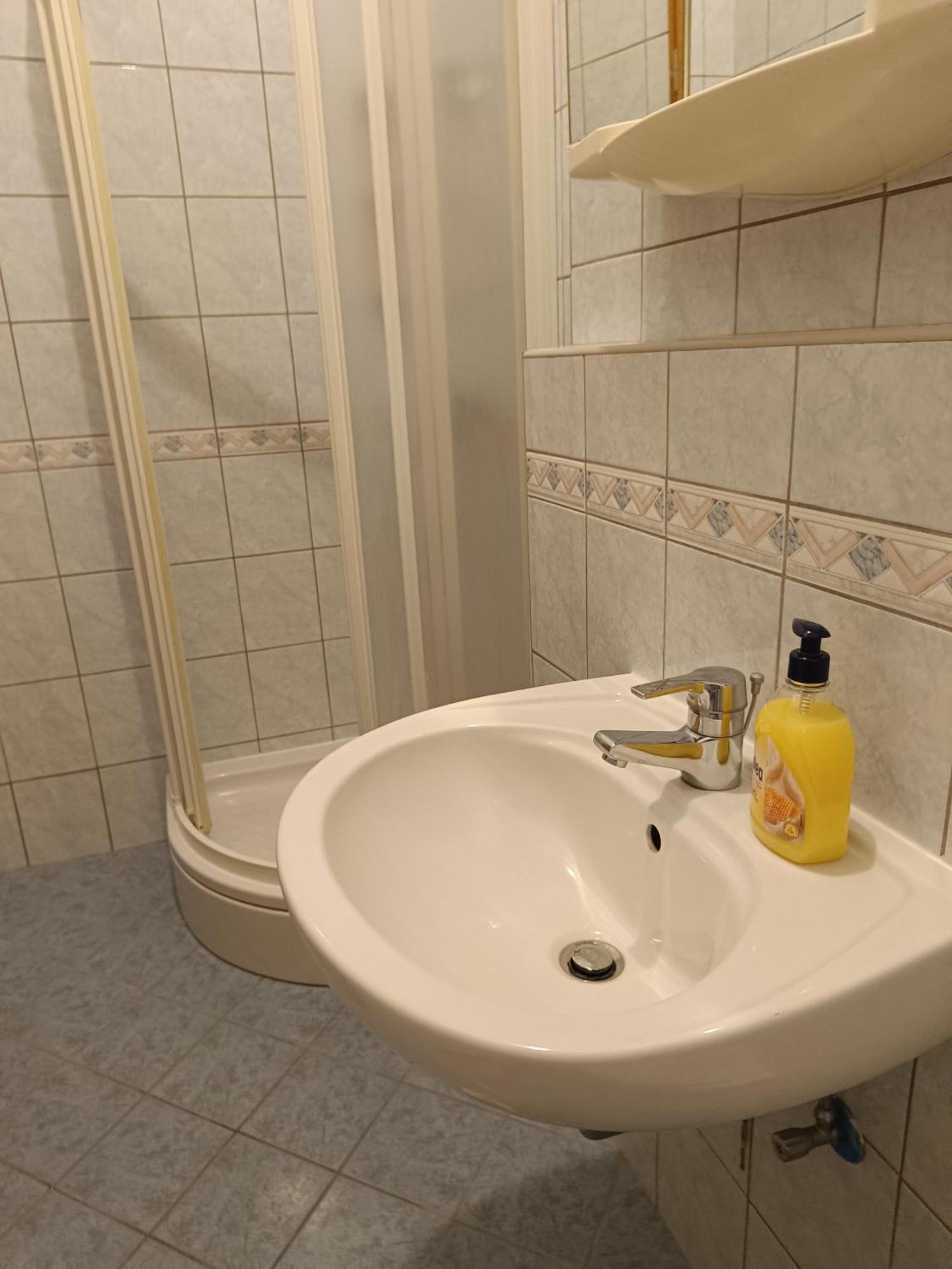 Apartmani "Radi" Baška Voda Exterior foto