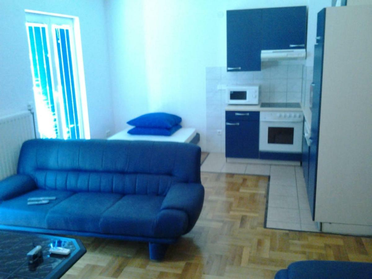 Apartmani "Radi" Baška Voda Exterior foto