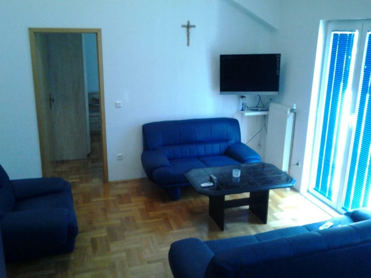 Apartmani "Radi" Baška Voda Exterior foto
