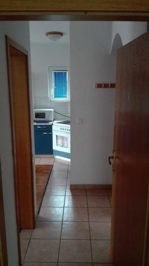 Apartmani "Radi" Baška Voda Exterior foto